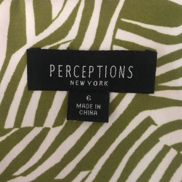 Patterned Dress - Picture 6 of 6